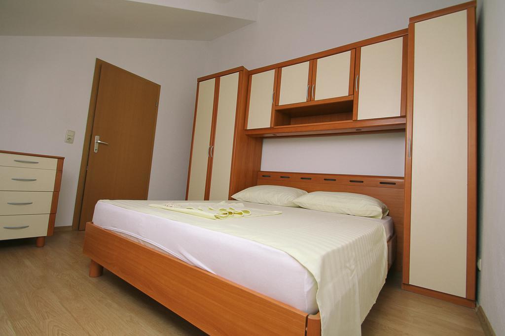 Apartments&Room Babic Kastela Dış mekan fotoğraf